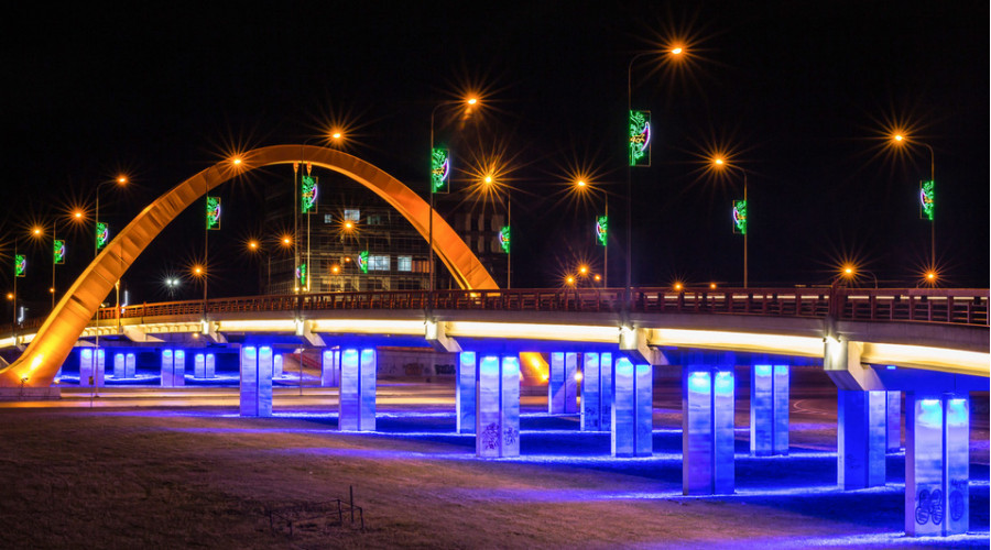 Сургут: архитектурная подсветка транспортной развязки