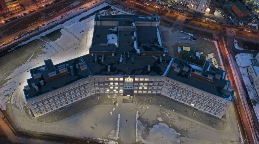 ГБОУ школа № 691: освещение уличной территории и бассейна