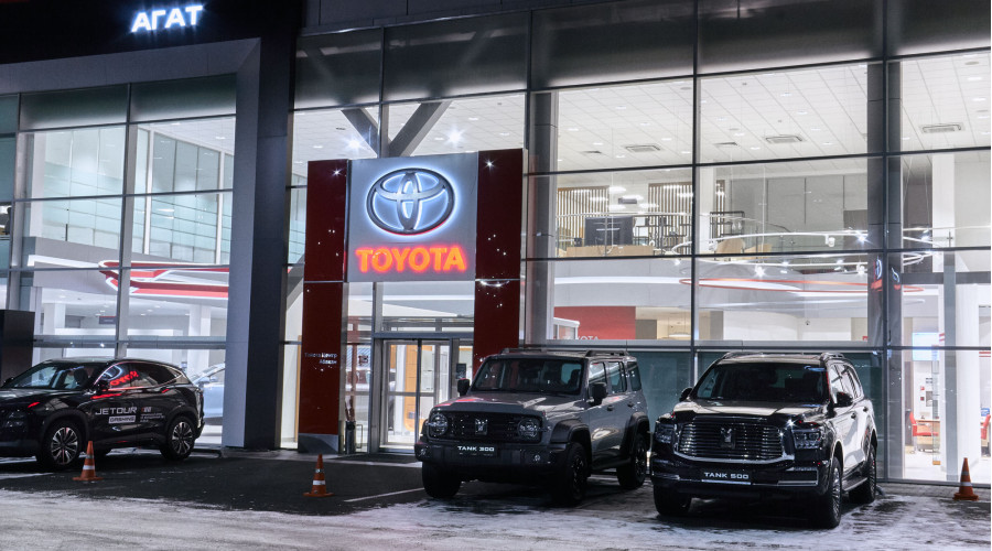  «Агат»: освещение автосалона в Абакане