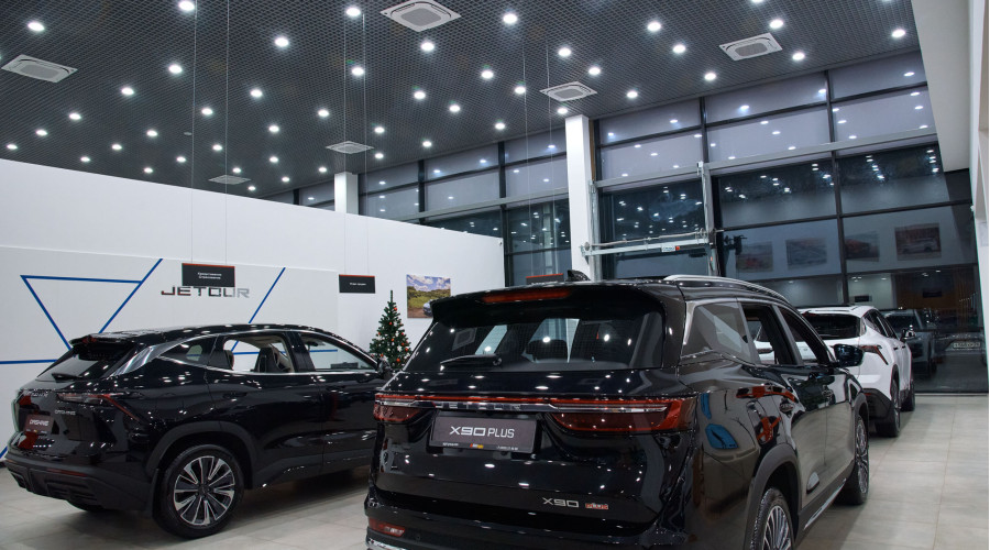 «Агат»: освещение автосалона в Ярославле