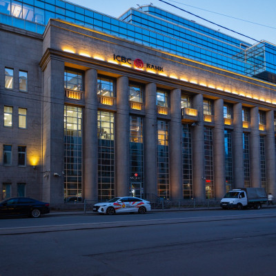 АО «АйСиБиСи Банк»: архитектурное освещение фасада