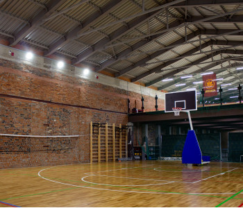 АО «ПНК «Красная Нить»: освещение спортивного зала 