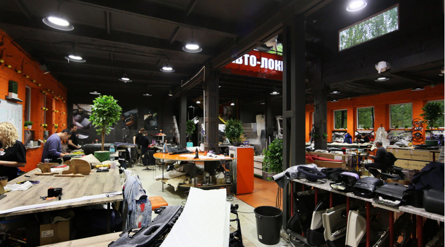 Автоателье «Авто-Локер»: освещение рабочих мест