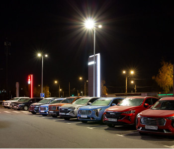 Автоцентр «Максимум»: замена светильников для автостоянки 