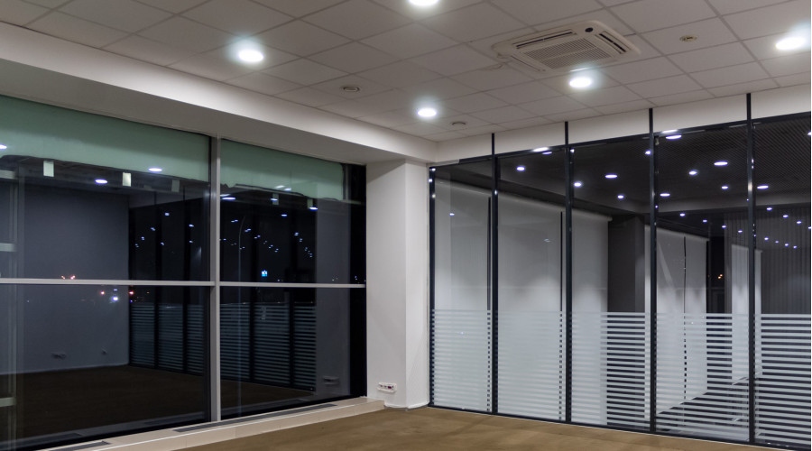 Автосалон Exeed: замена освещения