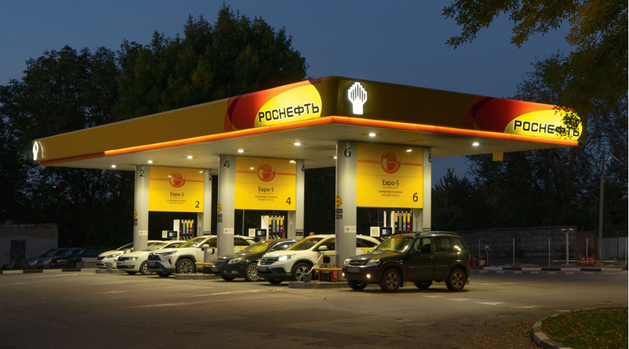 АЗС «Роснефть»: замена светильников с лампами ДРЛ 