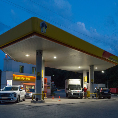 АЗС «Роснефть»: замена устаревшего освещения 