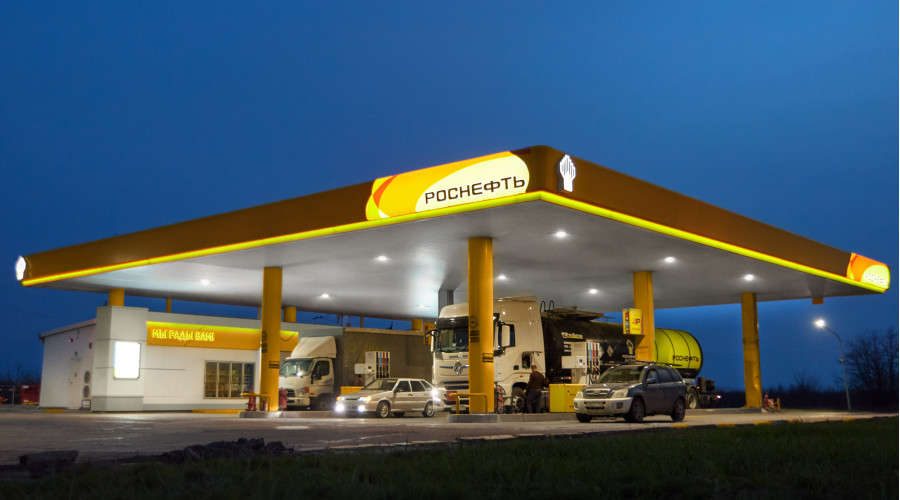 АЗС «Роснефть»: замена устаревшего освещения