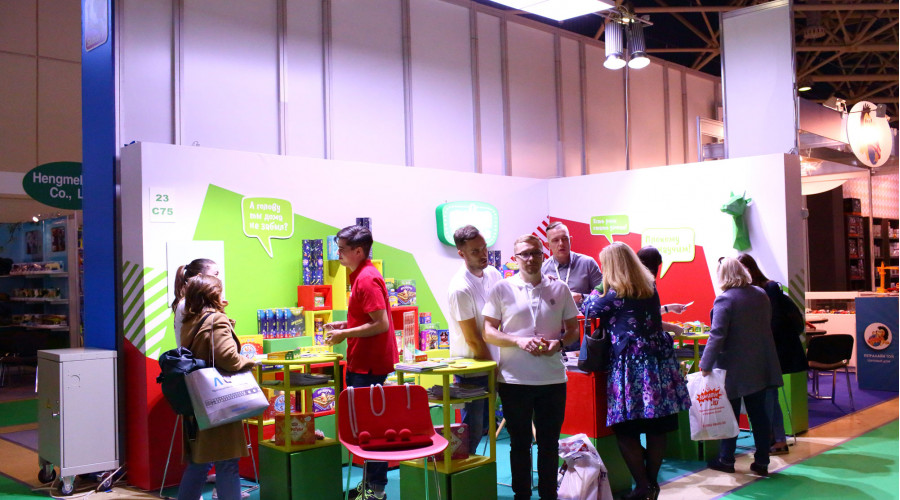 Выставочный стенд компании «Банда Умников»