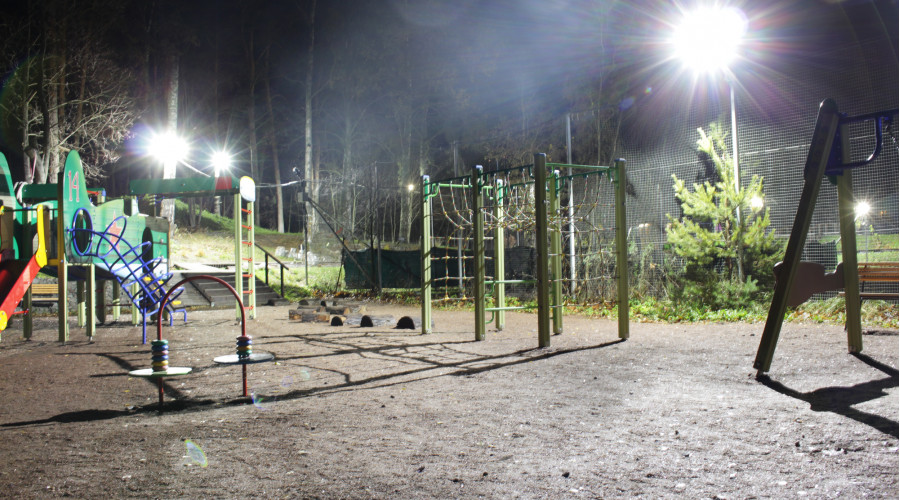 Детская площадка отеля «Аквамарин»