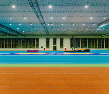 ФГБУ УТЦ «Новогорск»: освещение легкоатлетического манежа