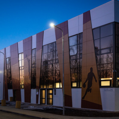 Физкультурно-оздоровительный комплекс «Озерки»: наружное и внутреннее освещение