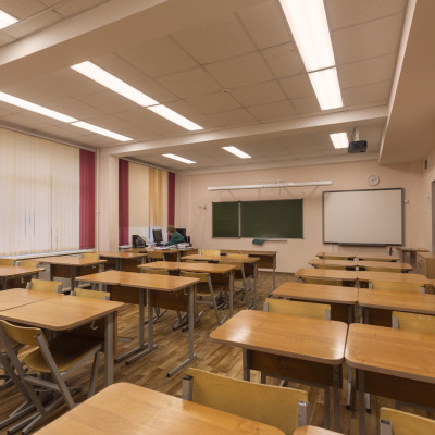 Замена освещения в гимназии № 52