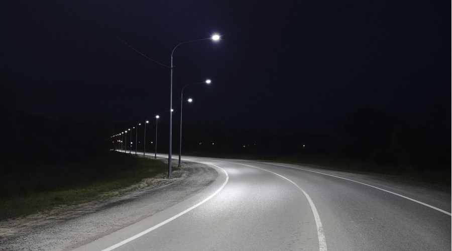 Город Тобольск: освещение проезжих частей и тротуаров