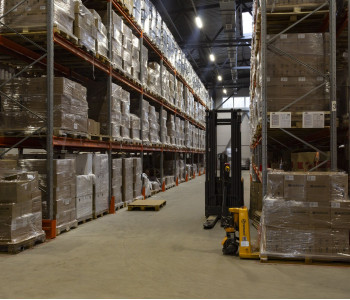 АО «Маркон-Холод»: комплексное освещение склада 