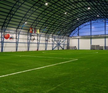 МБУ «СШОР по футболу «Сигнал»: освещение крытого футбольного поля