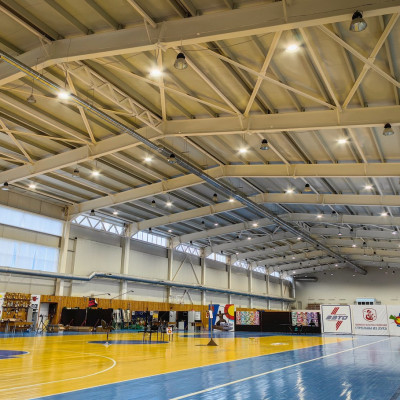 МБУ «Стрелец»: освещение зала стрельбы из лука