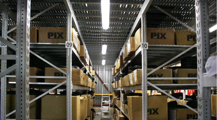 Склад ООО «Мир РТИ Петербург»