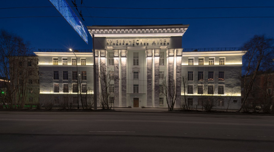 Мурманский областной краеведческий музей: архитектурная подсветка