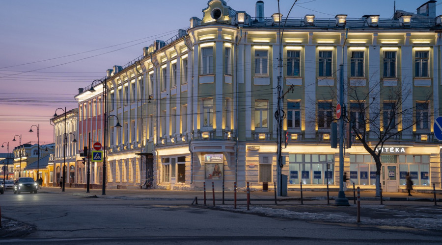 Комплекс зданий начала XX века: архитектурно-художественная подсветка