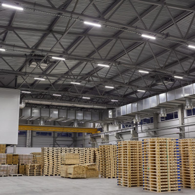 «Оско-Инвест»: освещение склада готовой продукции