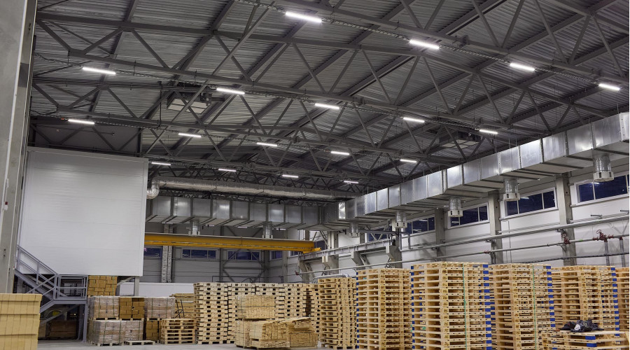 «Оско-Инвест»: освещение склада готовой продукции