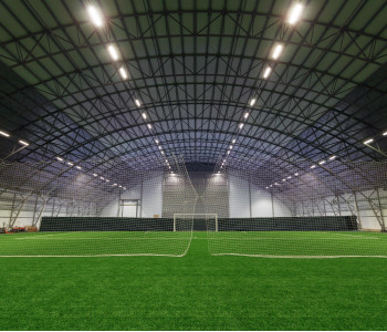 Освещение детской футбольной школы «Нева»