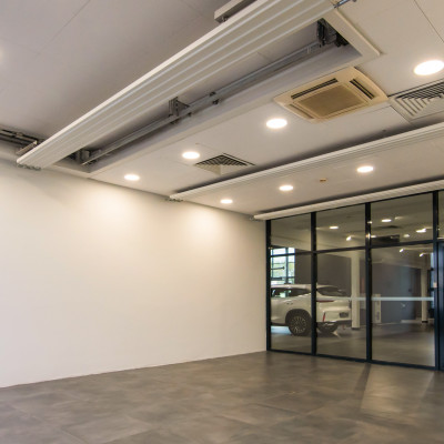 Освещение автосалона Exeed