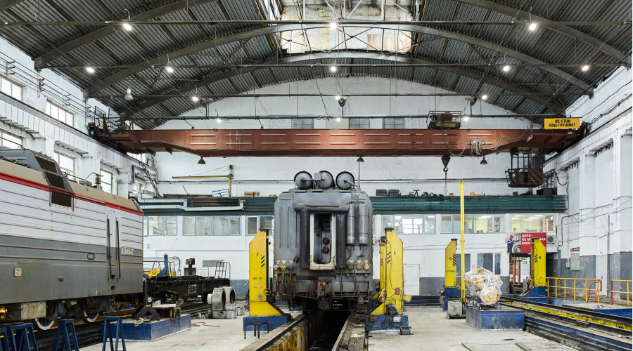 Освещение локомотивного ремонтного депо