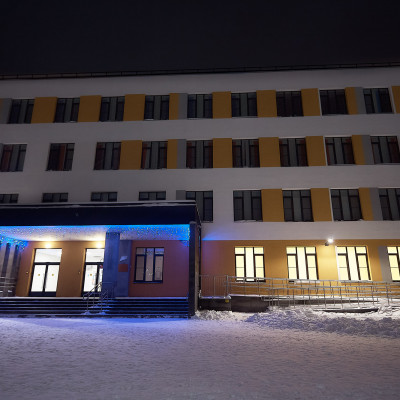 Освещение уличной территории школы