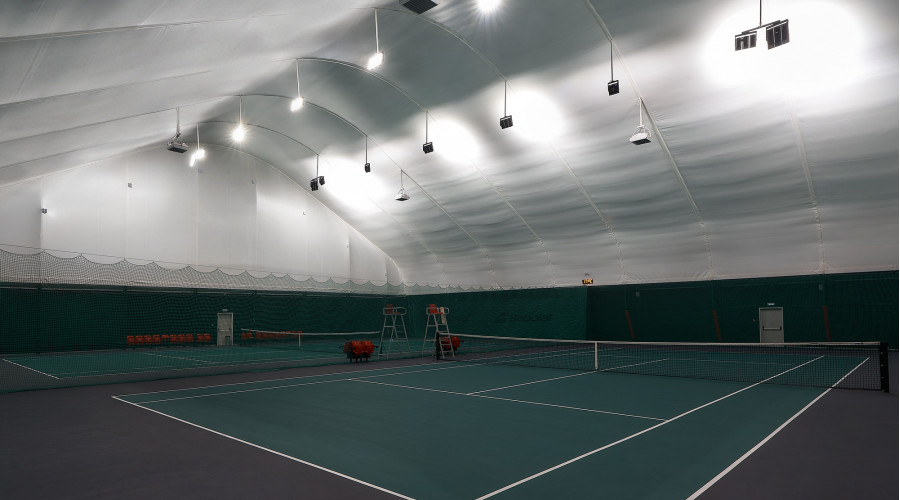 Освещение теннисного клуба