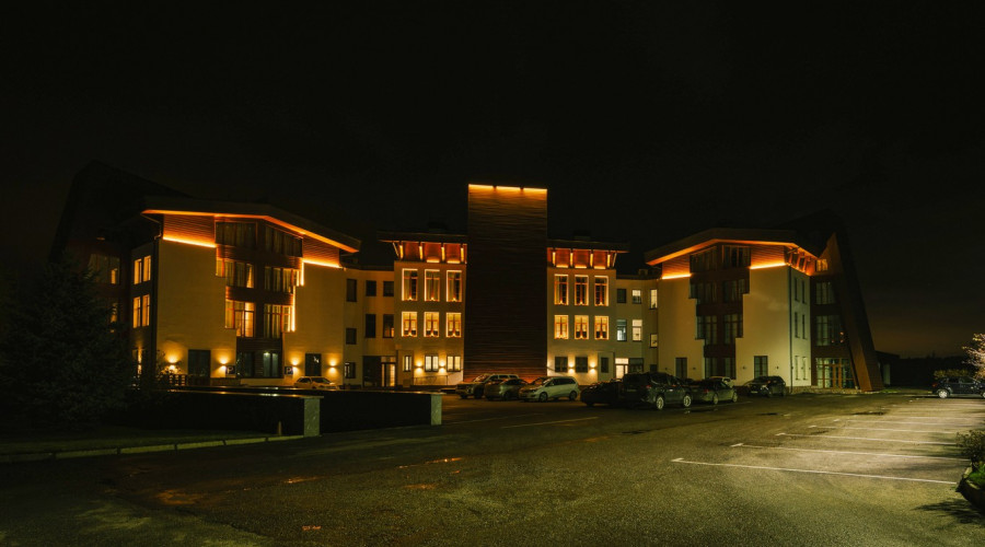 Отель Dmitrov Golf Resort: архитектурная подсветка