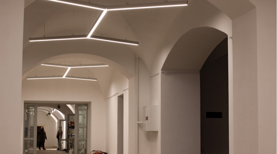 РГПУ им. А.И. Герцена: дизайнерское освещение столовой 