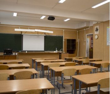 ГБОУ СОШ № 377: внутреннее освещение школы