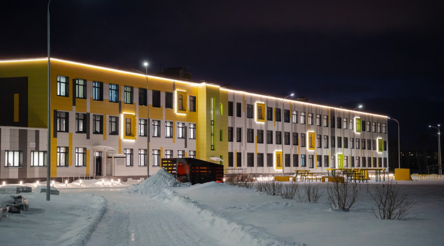 Школа № 95 (Архангельск): наружное освещение