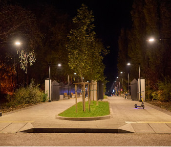 Сквер Примирения и согласия: освещение территории