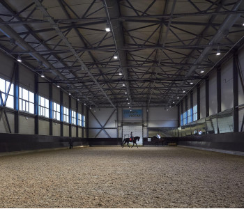 СПБ ГБУ СШОРО: освещение конного манежа