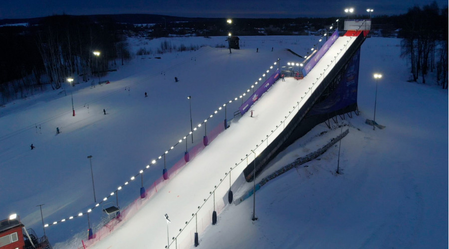 Спортивный комплекс «Подолино»: освещение горнолыжной  трассы