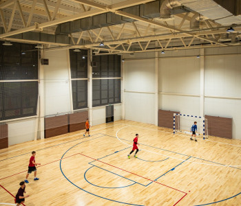 Спортивный комплекс «Россия»: освещение большого спортивного зала