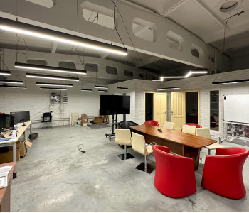 Студия дизайна: интерьерное освещение офиса 