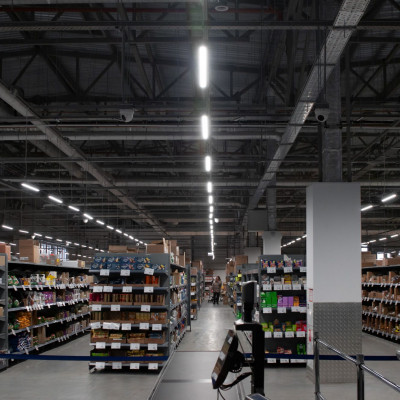 Супермаркет «Ярче!»: освещения торговых и складских зон