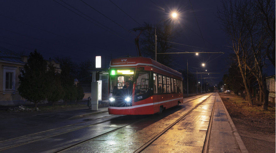 Таганрог: переосвещение центральных улиц города  