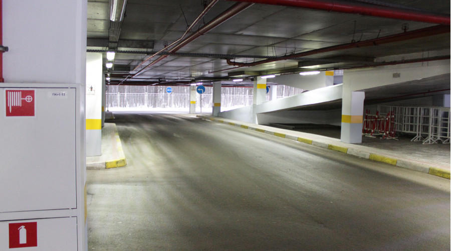 Паркинг ТЦ «Капитолий»