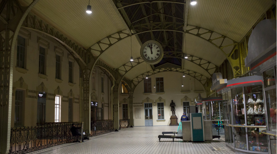 Витебский вокзал в Санкт-Петербурге