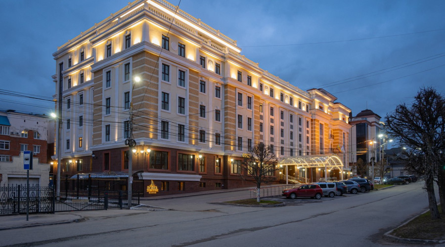 «Волга Премиум Отель»: архитектурная подсветка