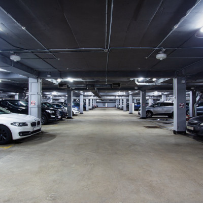 ЖК «Дом-Мегалит у парка имени Есенина»: освещение закрытого паркинга