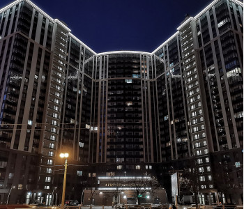 ЖК «Питер»: архитектурное освещение фасадов